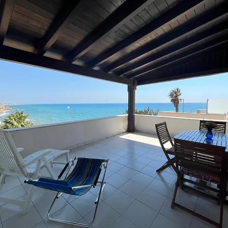 Nel Blu سكولييتي